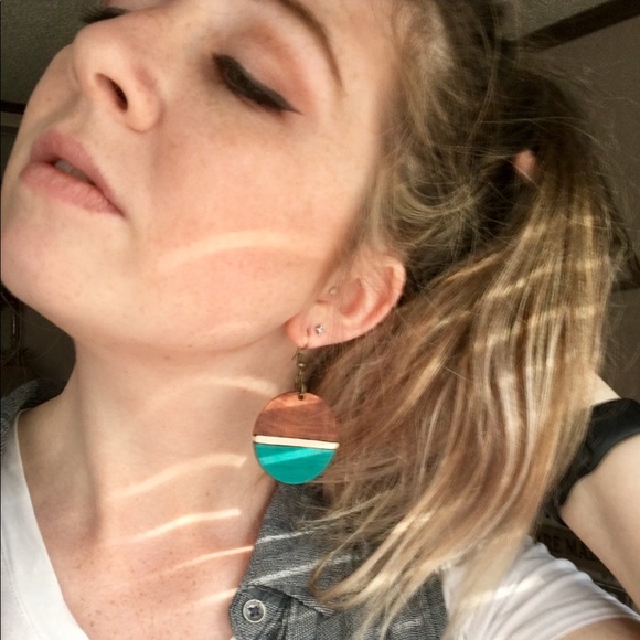 Handmade earrings - Picture 2 of 2